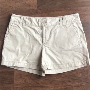 Loft khaki shorts size 6
